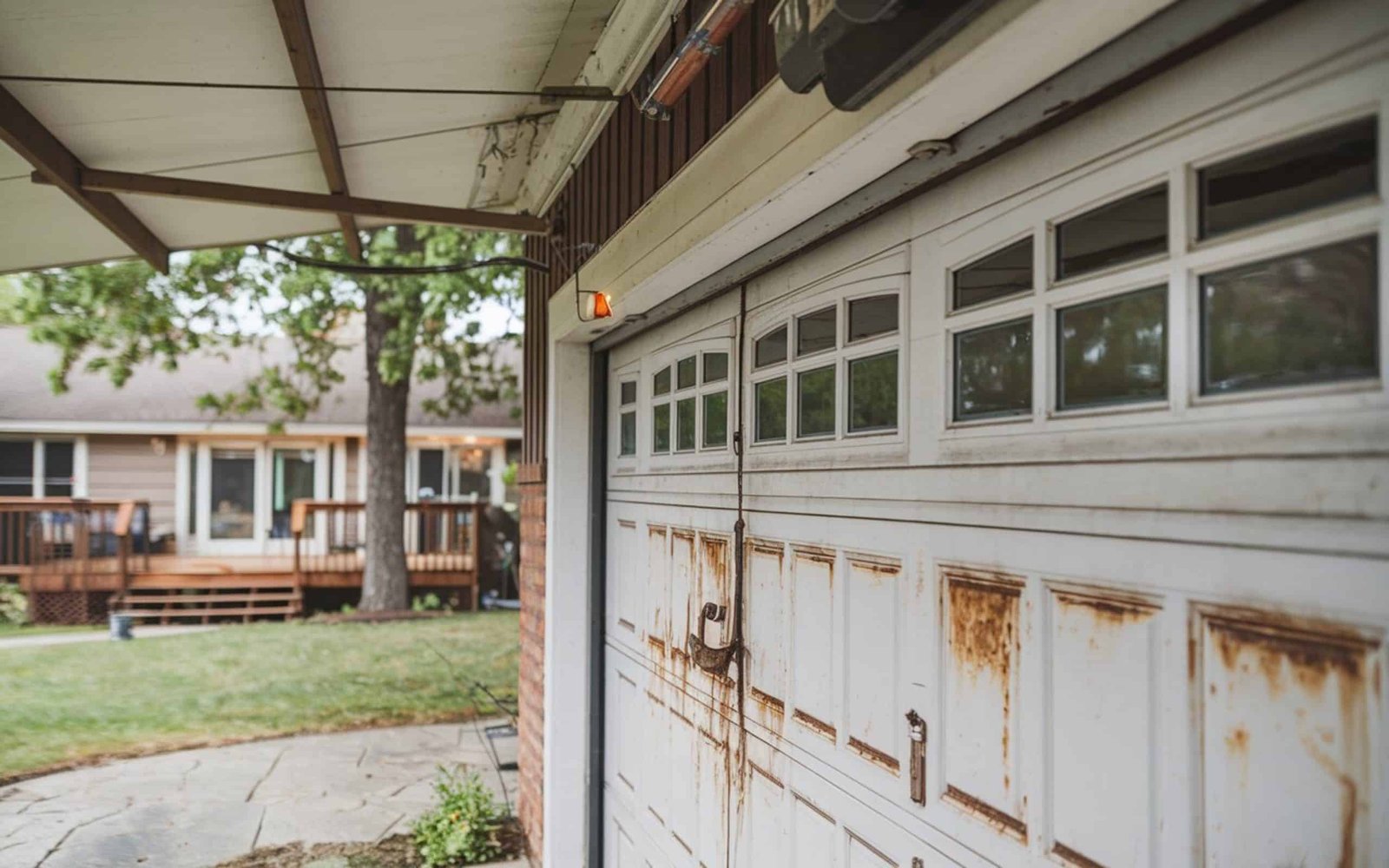 What's The Cost Of Garage Door Troubleshooting In Hendersonville