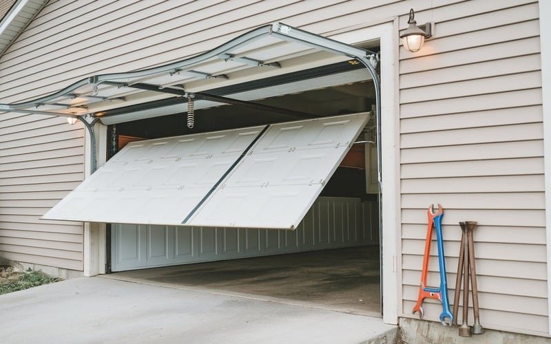 How Do I Fix Garage Door Balance Issues in Tennessee
